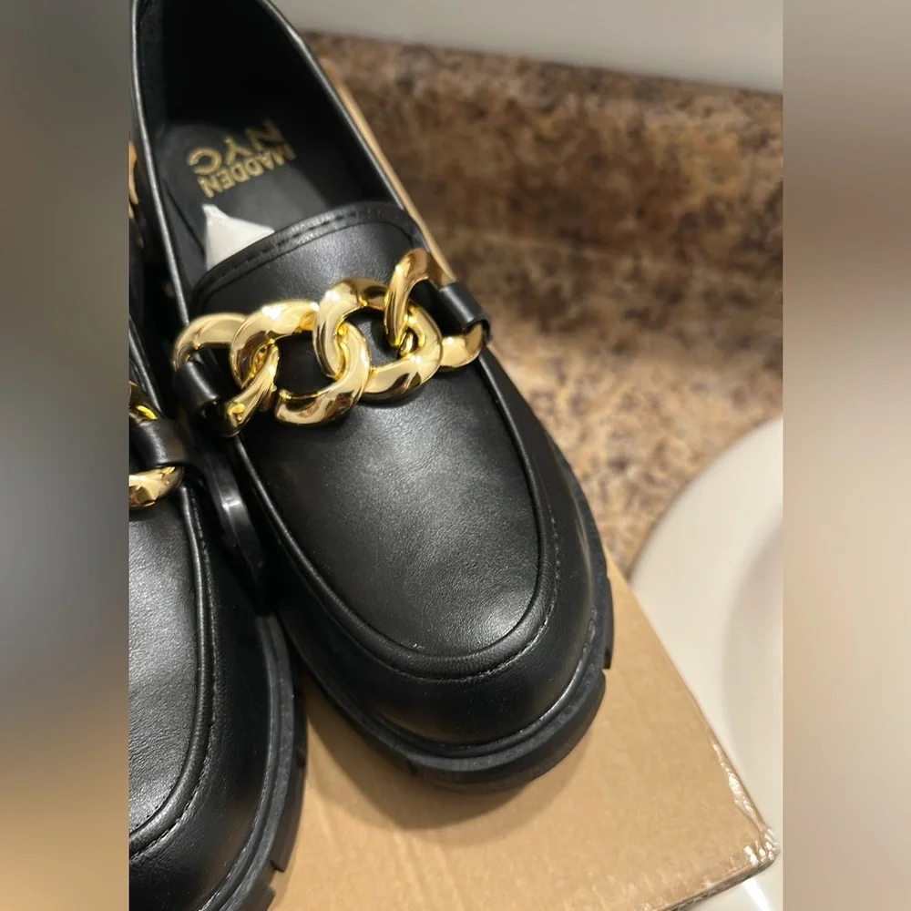 Women's Black Loafers with Gold Chain - Picture 8 of 8